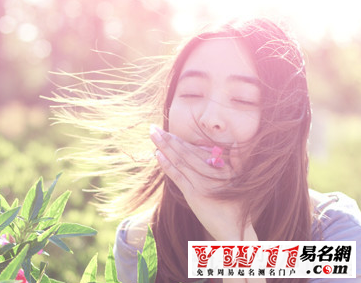 qq分組女生簡短個(gè)性